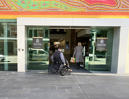 Entrance to Gordon Stephenson House foyer on 140 William Street