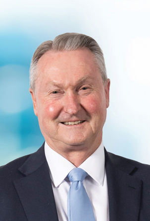 Director General - Mr Peter Woronzow