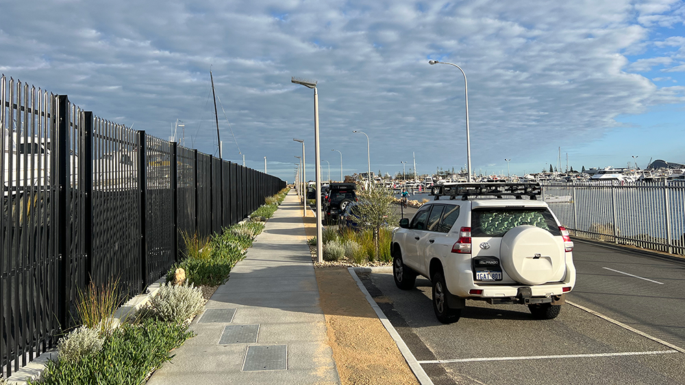 Phase 1 safe pedestrian footpath and lighting, landscaping